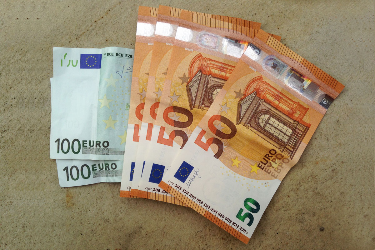 449 євро допомоги біженцям з України у Німеччині з 1 червня