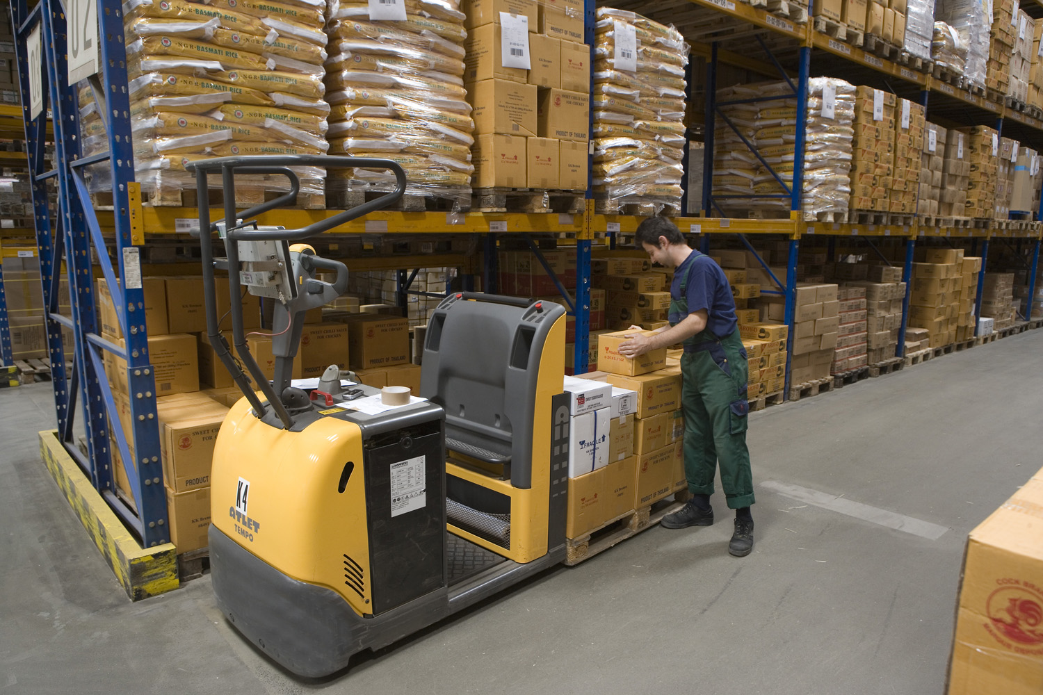 Сколько можно заработать в Германии на упаковке заказов в 2024 году